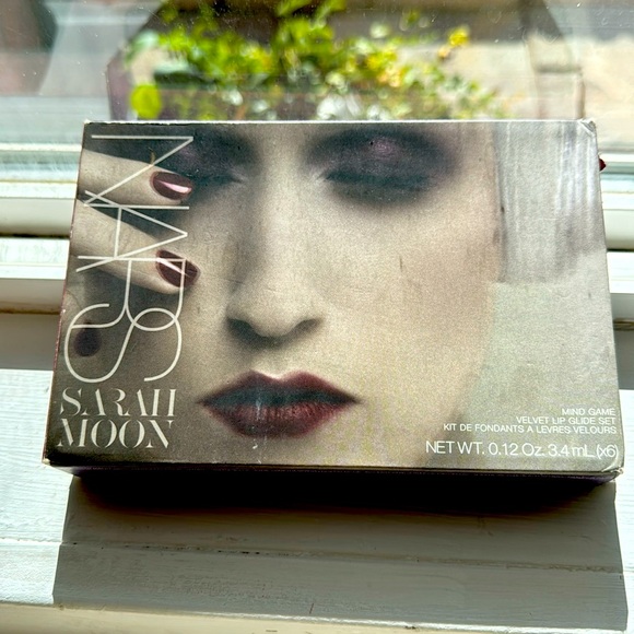 NARS VELVET LIP GLIDE COFFRET - Picture 2 of 6